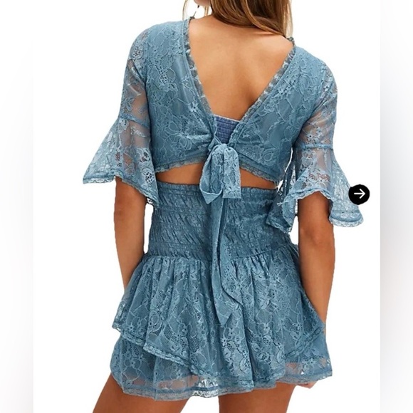 FREE PEOPLE LALA LACE BLUE MINI SKIRT DRESS MEDIUM NWOT TIE BACK FRONT RUFFLE FP - Picture 4 of 9